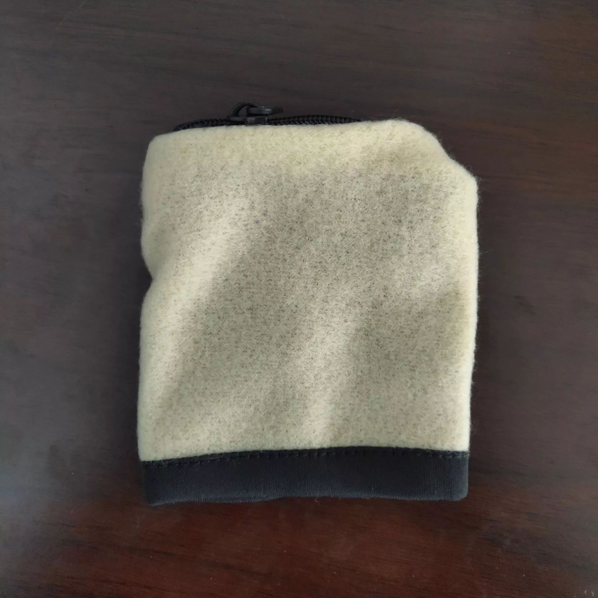 Sports Wristband Armband With Phone Pocket For Gym