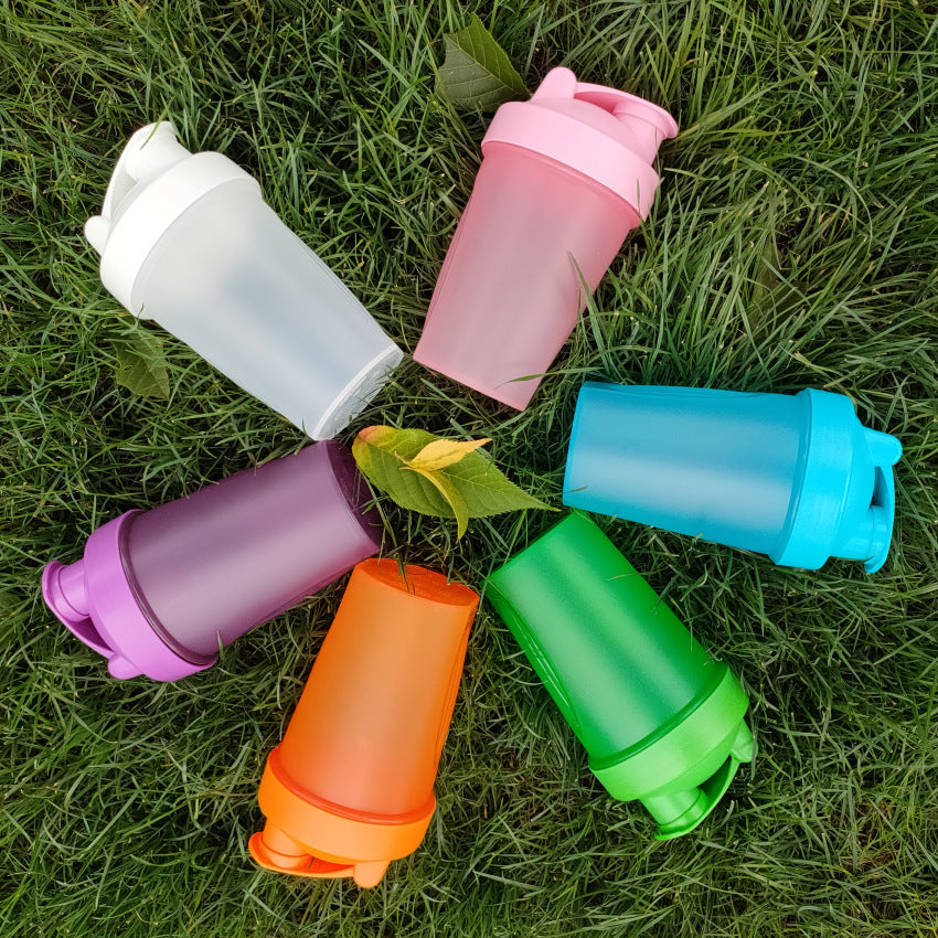 Spot Multicolor 13.53 fl oz Protein Powder Shaker Cup